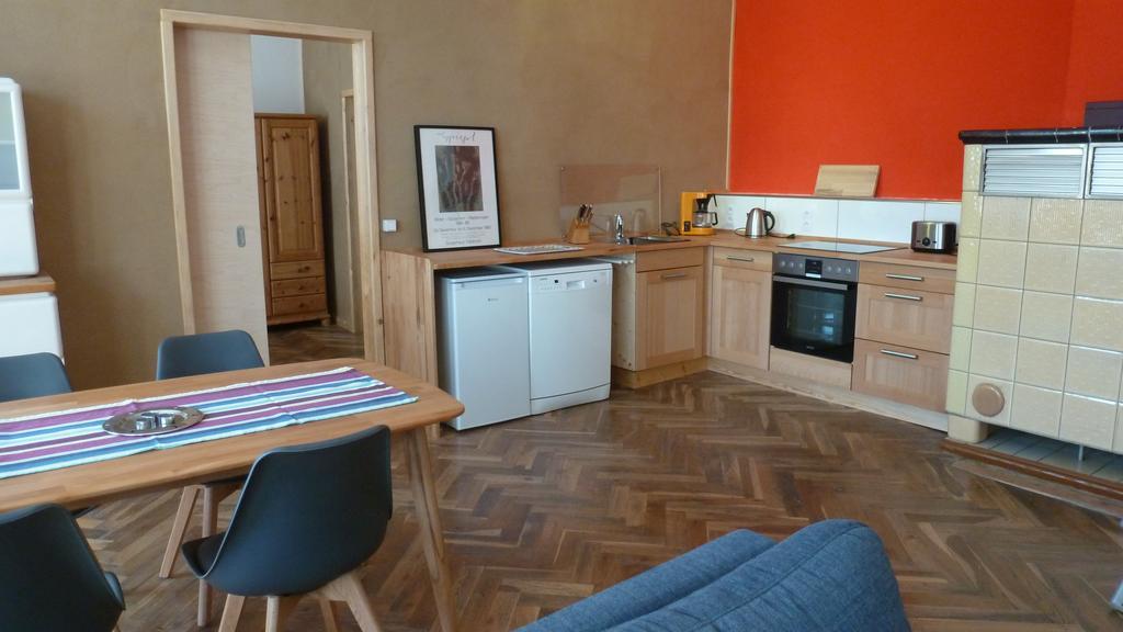 Alte Schule Apartment Tambach-Dietharz Ngoại thất bức ảnh