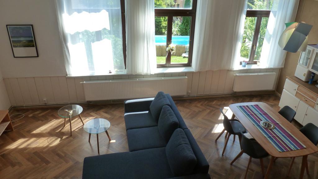 Alte Schule Apartment Tambach-Dietharz Ngoại thất bức ảnh